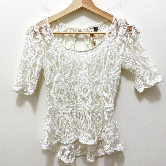 Eyeshadow Lace Peplum Top sz XS - Picture 2 of 12